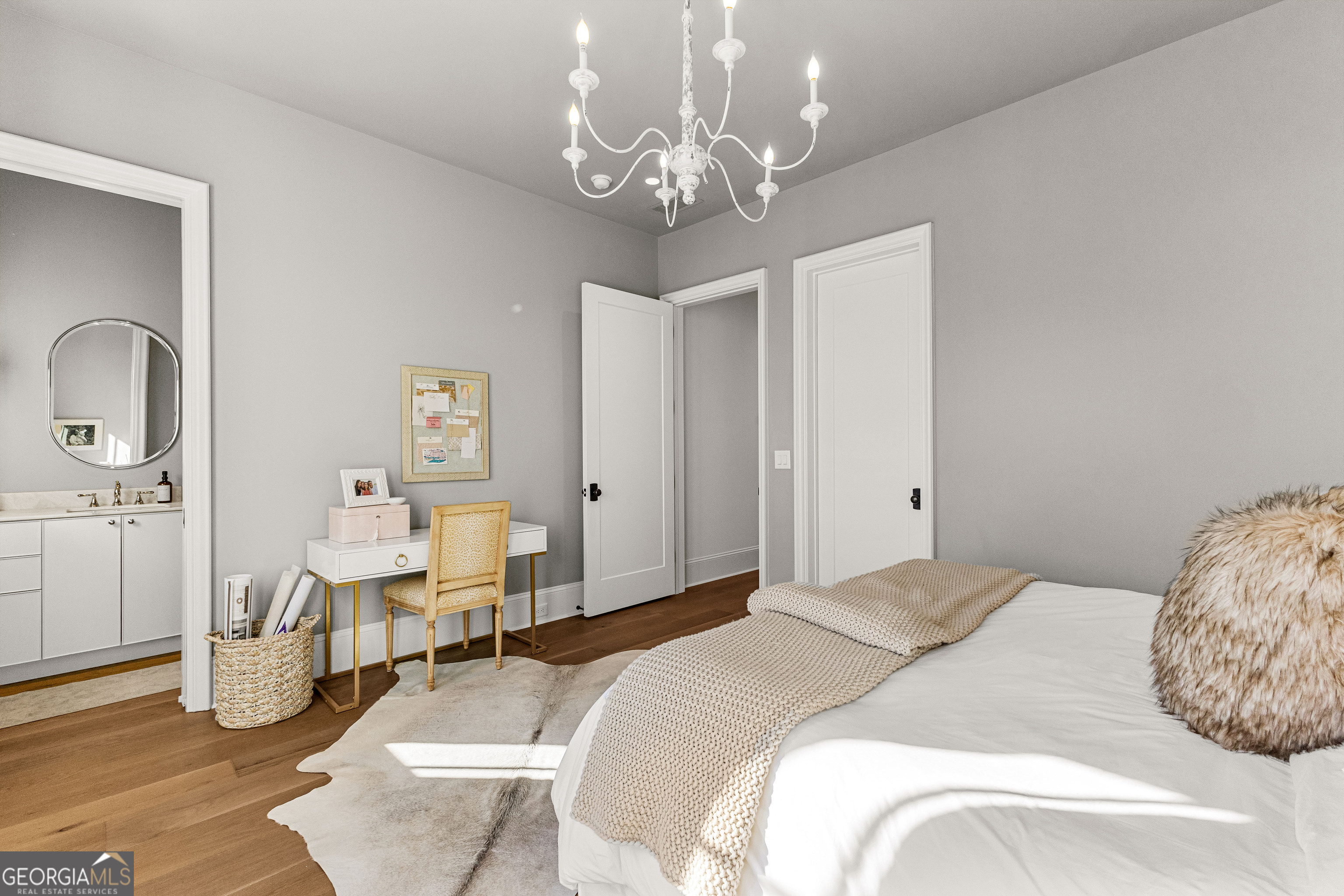 Fayetteville, Georgia 30214, United States, 5 Bedrooms Bedrooms, ,6 BathroomsBathrooms,Residential,Active,15855