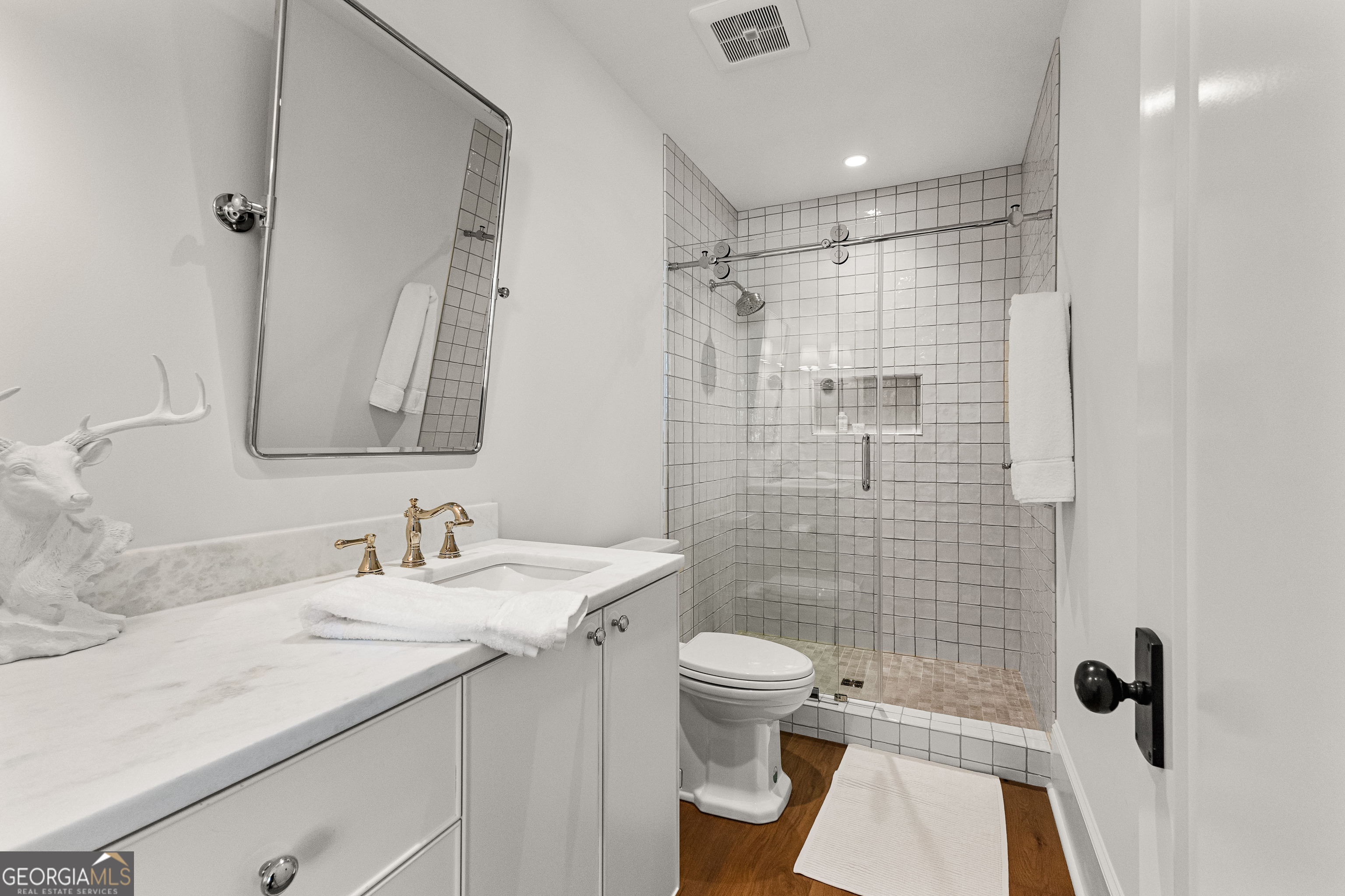 Fayetteville, Georgia 30214, United States, 5 Bedrooms Bedrooms, ,6 BathroomsBathrooms,Residential,Active,15855