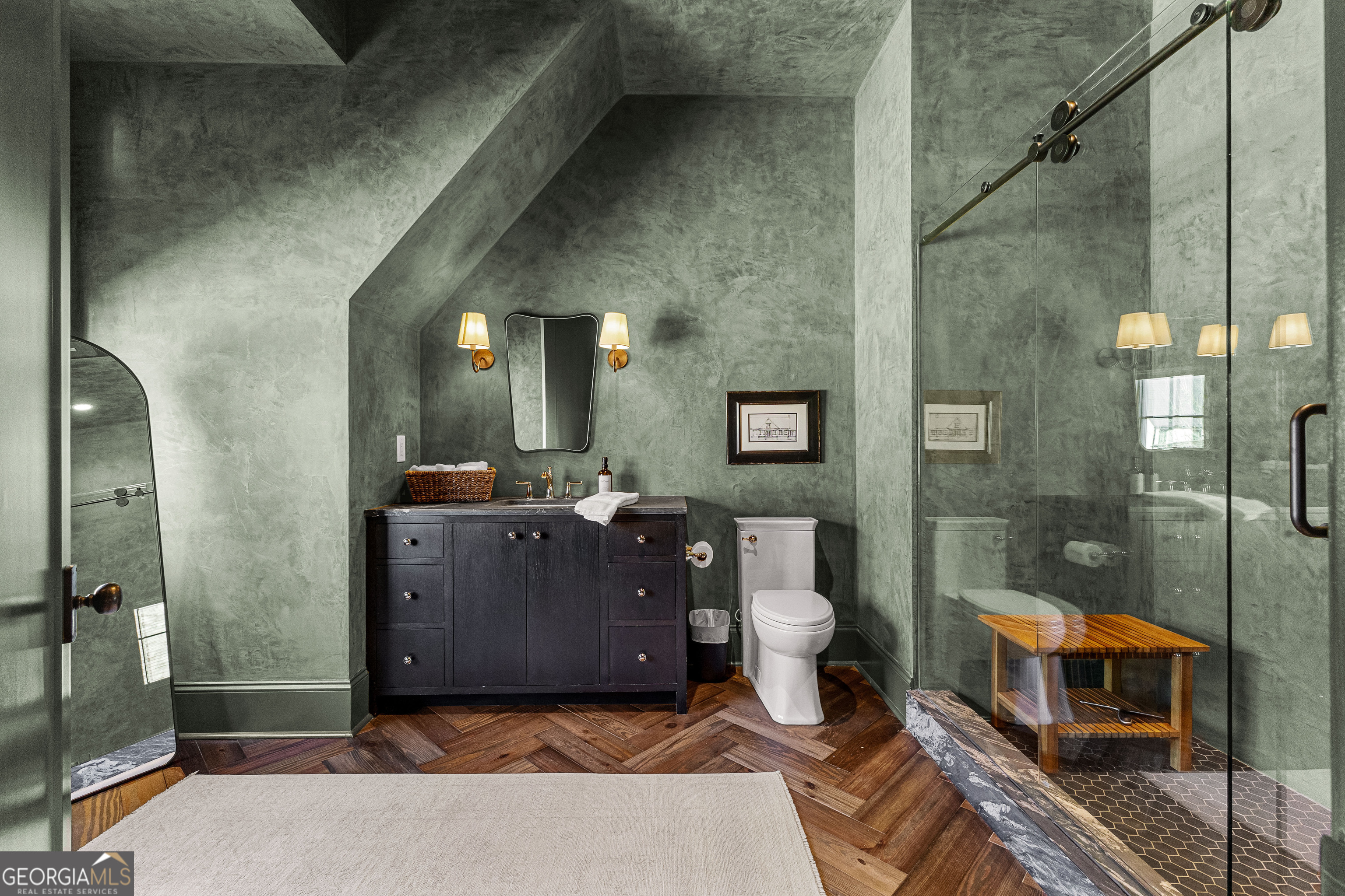 Fayetteville, Georgia 30214, United States, 5 Bedrooms Bedrooms, ,6 BathroomsBathrooms,Residential,Active,15855