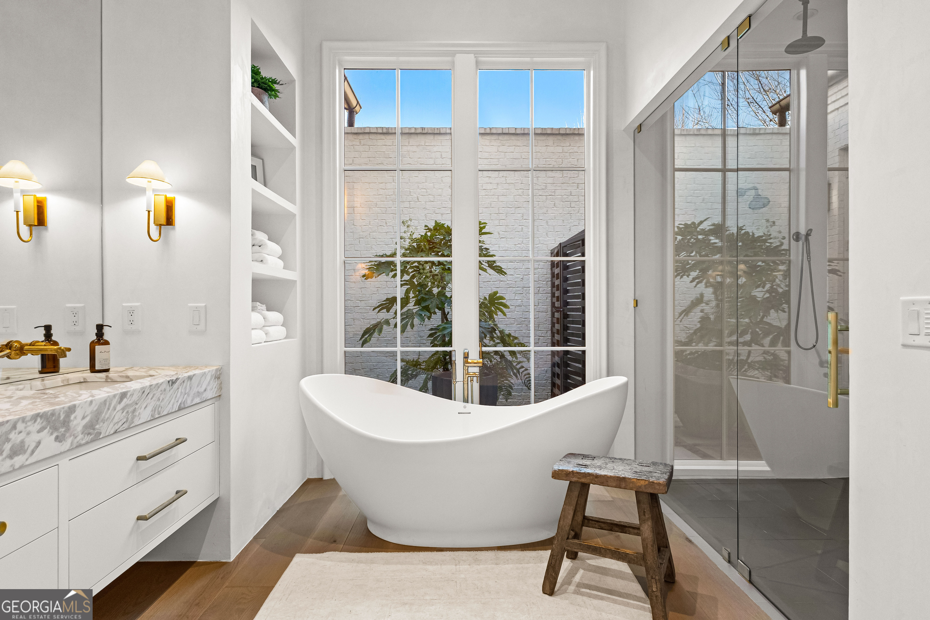 Fayetteville, Georgia 30214, United States, 5 Bedrooms Bedrooms, ,6 BathroomsBathrooms,Residential,Active,15855