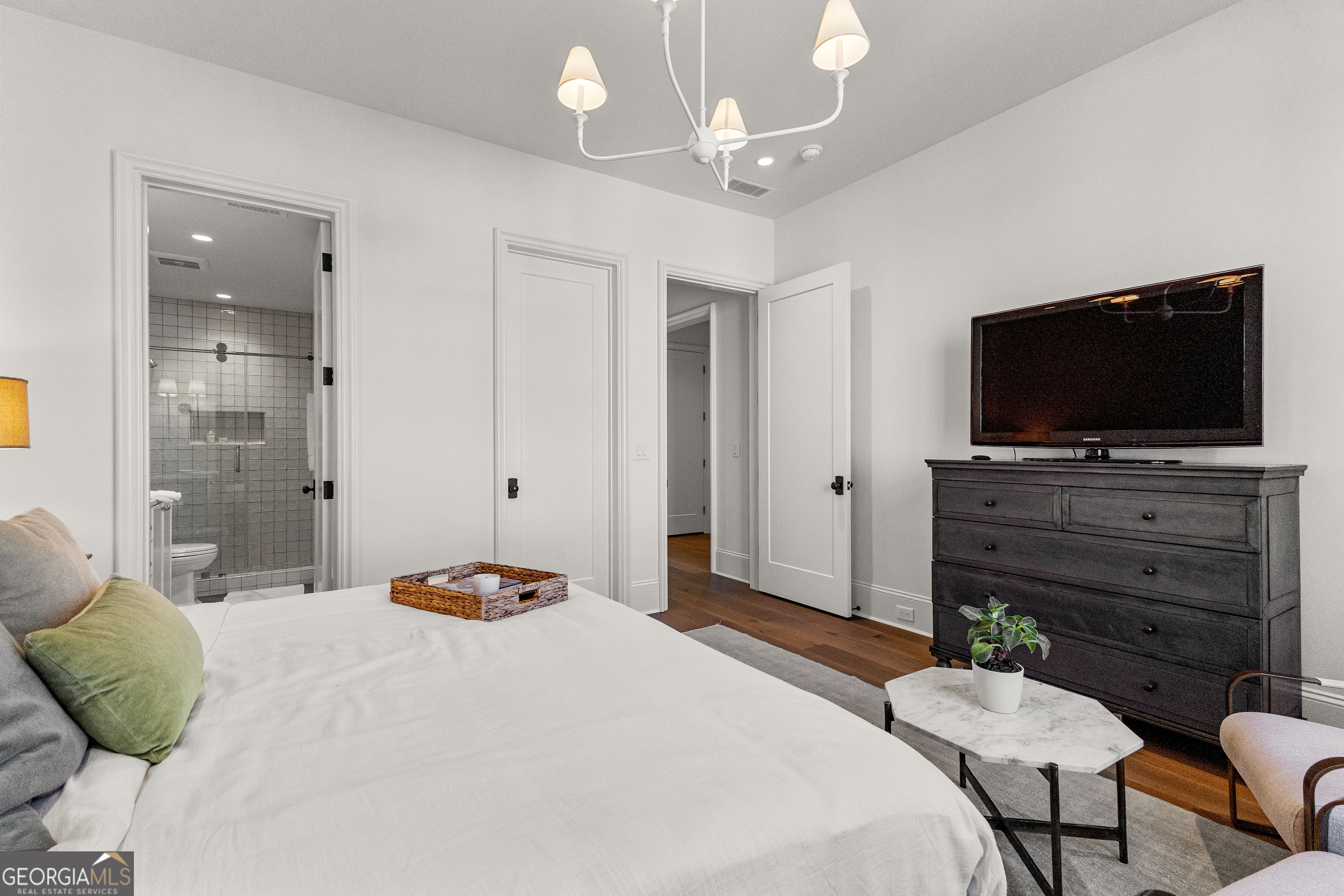 Fayetteville, Georgia 30214, United States, 5 Bedrooms Bedrooms, ,6 BathroomsBathrooms,Residential,Active,15855