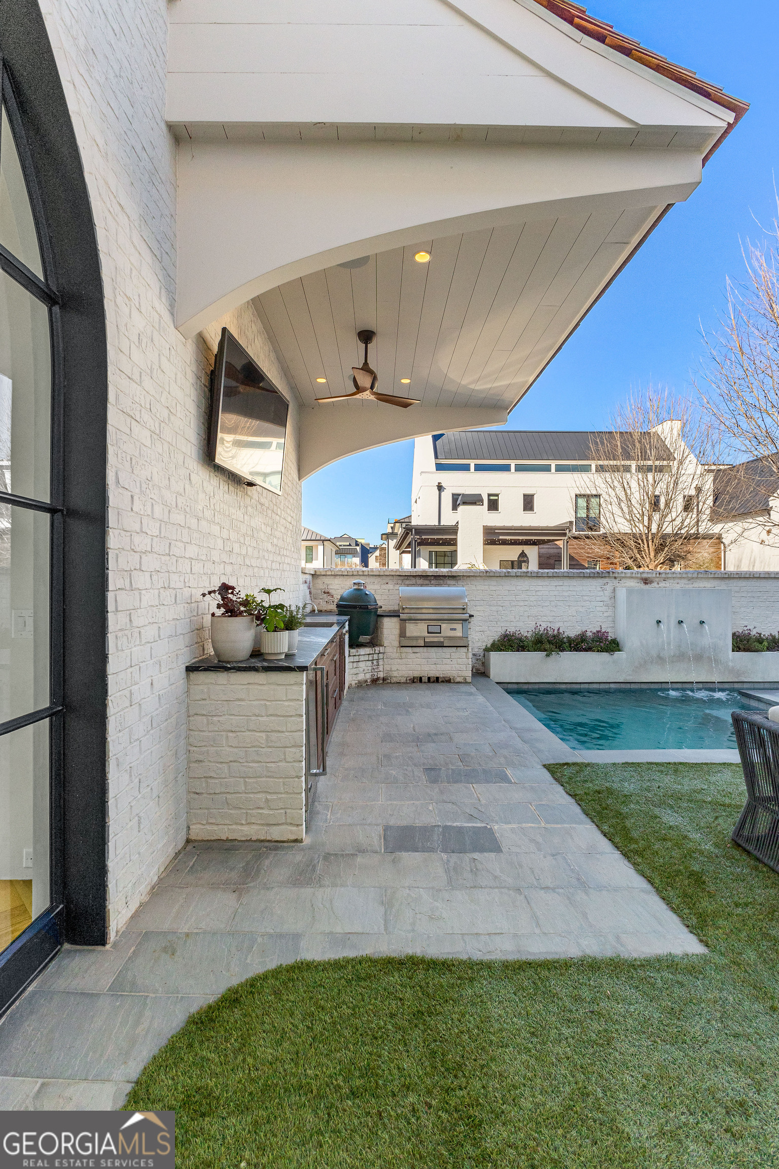 Fayetteville, Georgia 30214, United States, 5 Bedrooms Bedrooms, ,6 BathroomsBathrooms,Residential,Active,15855