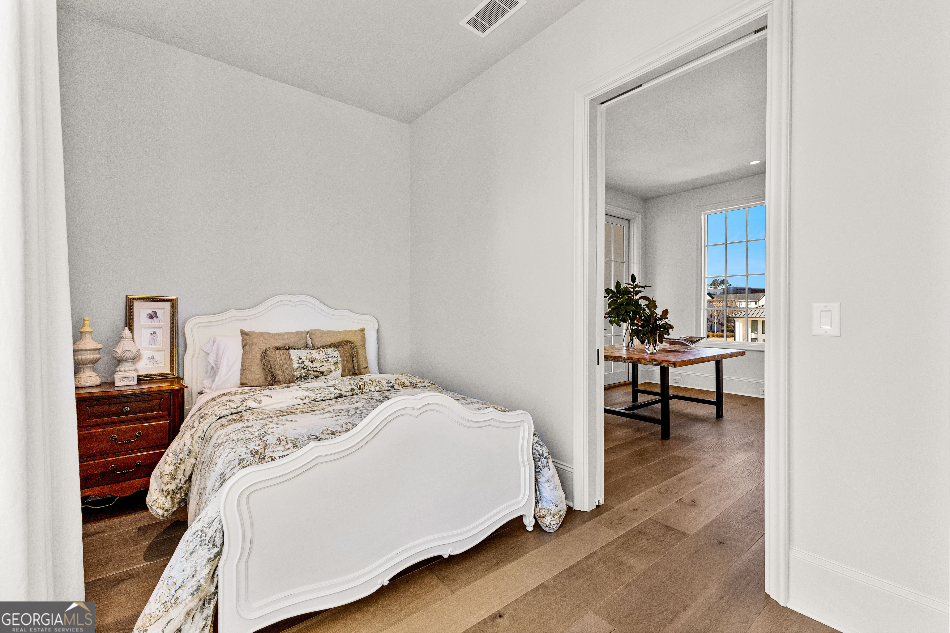 Fayetteville, Georgia 30214, United States, 5 Bedrooms Bedrooms, ,6 BathroomsBathrooms,Residential,Active,15855