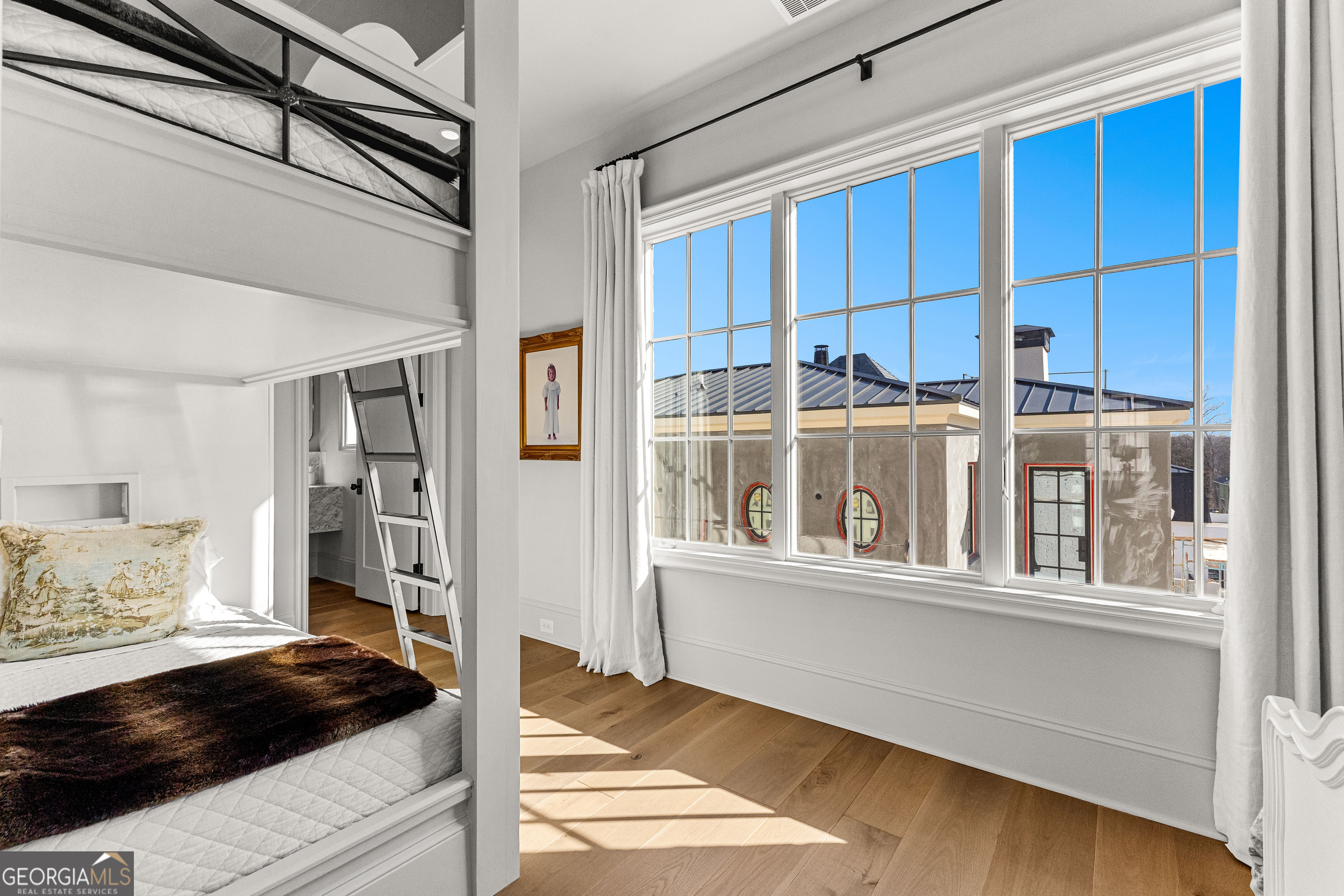 Fayetteville, Georgia 30214, United States, 5 Bedrooms Bedrooms, ,6 BathroomsBathrooms,Residential,Active,15855