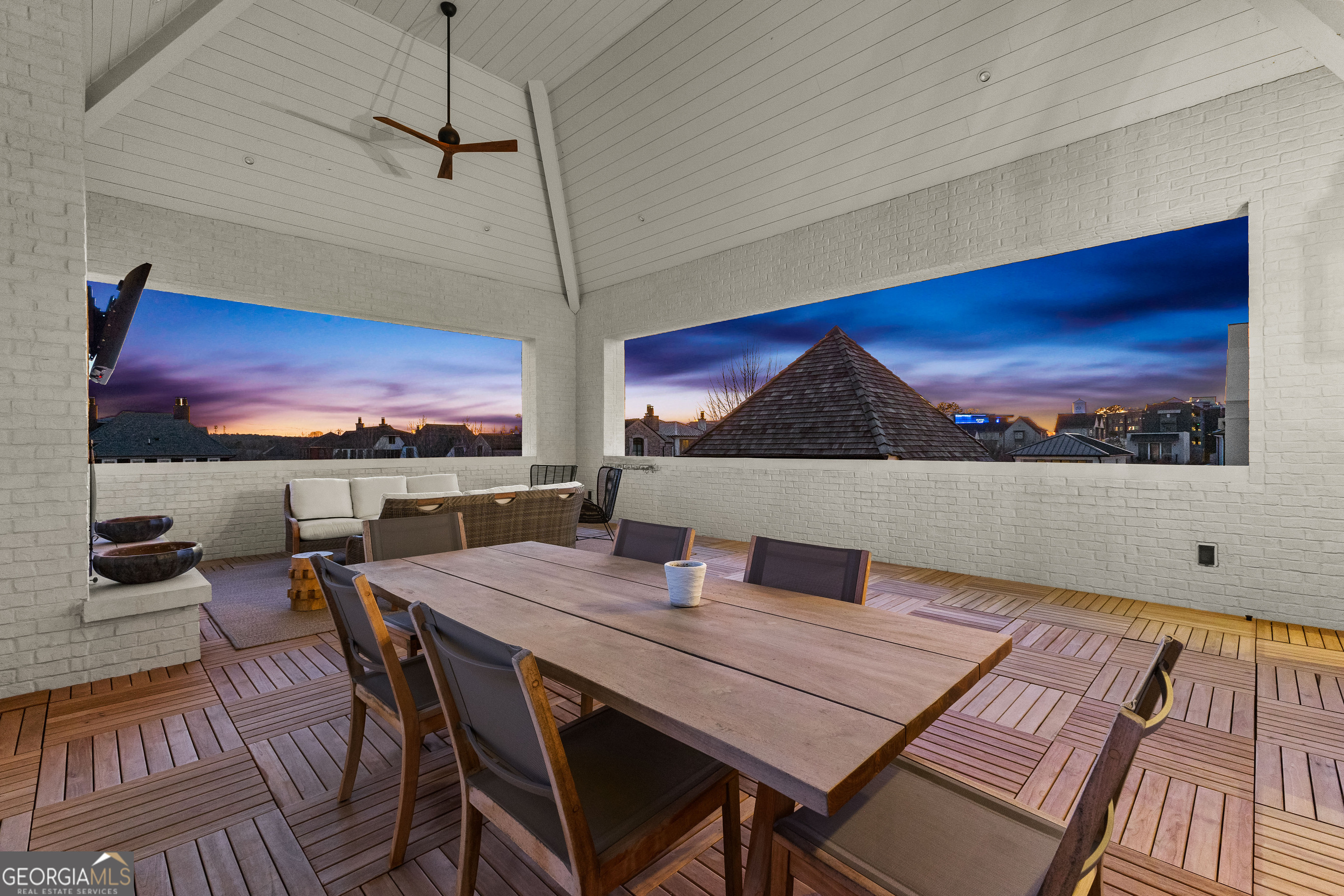 Fayetteville, Georgia 30214, United States, 5 Bedrooms Bedrooms, ,6 BathroomsBathrooms,Residential,Active,15855