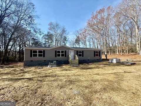 Photo of 900 Harrison Road, Carrollton, GA 30117 (MLS # 10658570)