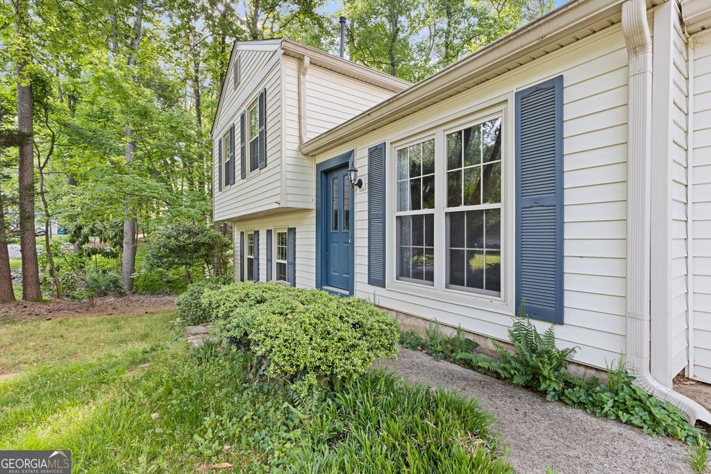 Photo of 3115 Glen Knolls Court, Alpharetta, GA 30022 (MLS # 10737228)