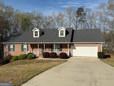 225 Chinns Way, Hampton, GA 30228 - #: 10467775