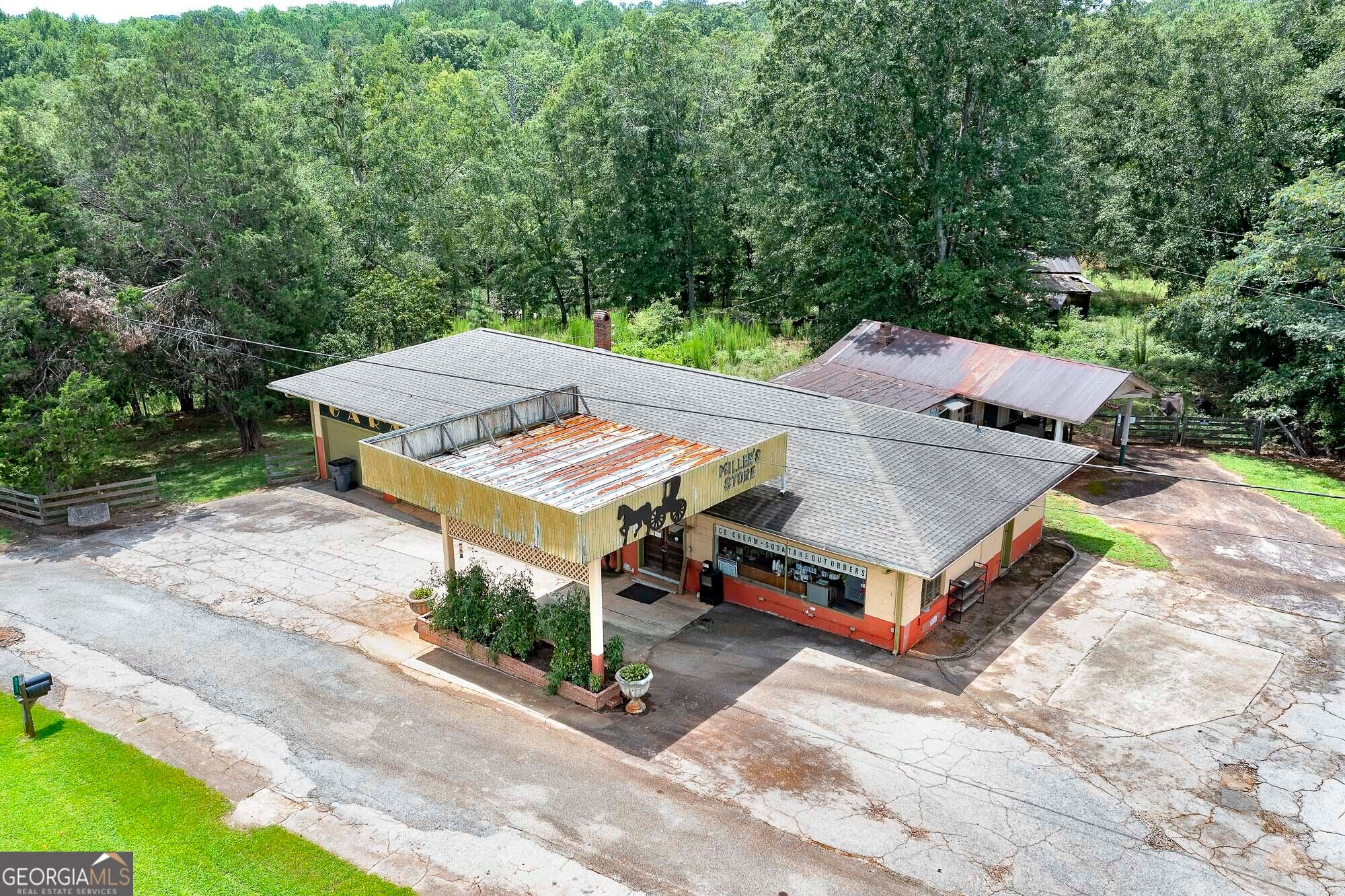 3099 hwy 155 N