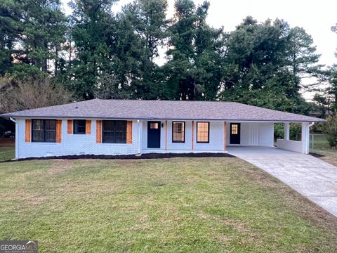 A home in Powder Springs