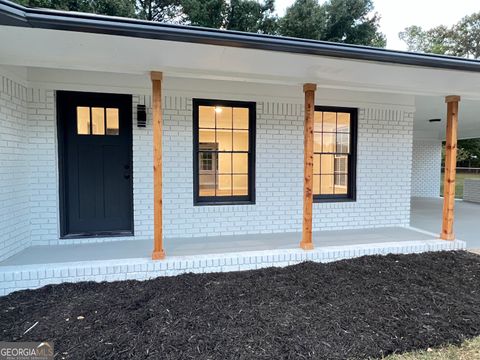 A home in Powder Springs