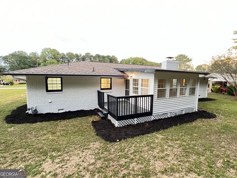 A home in Powder Springs