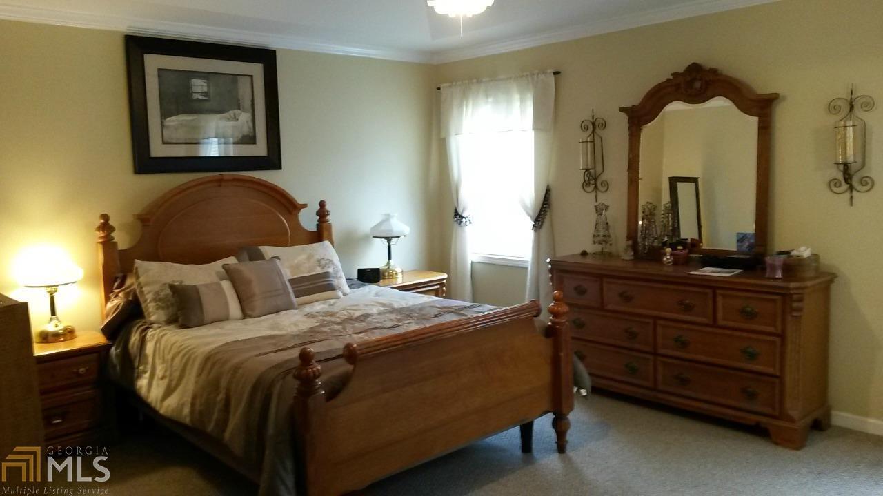 Huntington Acres - Residential
