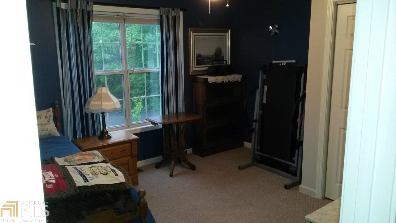 Huntington Acres - Residential