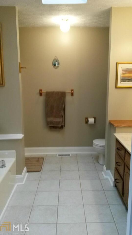 Huntington Acres - Residential