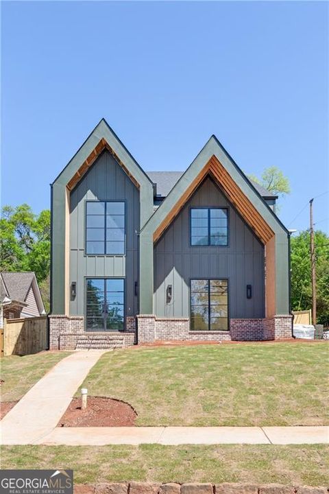504 Barrington DR Roswell GA 30075