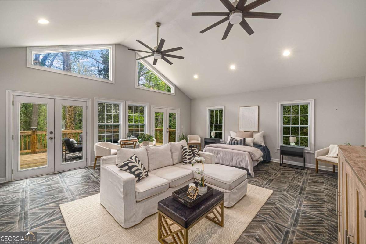 Atlanta Country Club - Residential