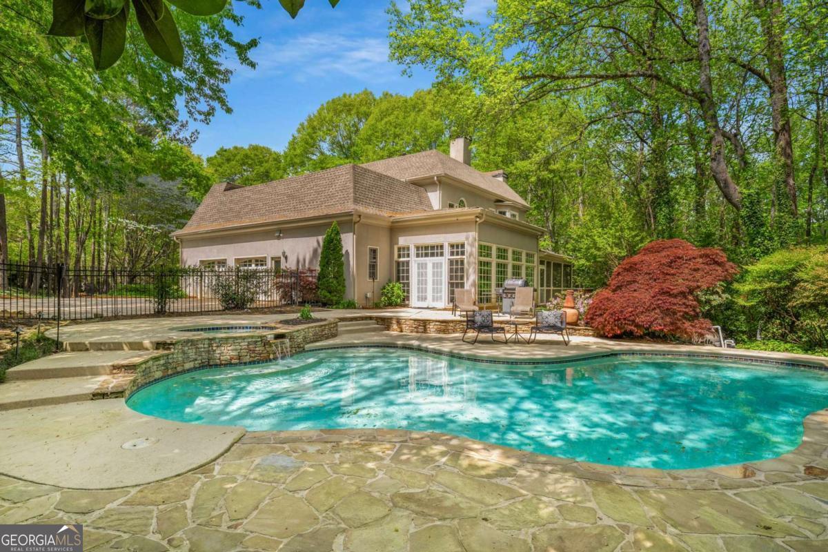 Atlanta Country Club - Residential