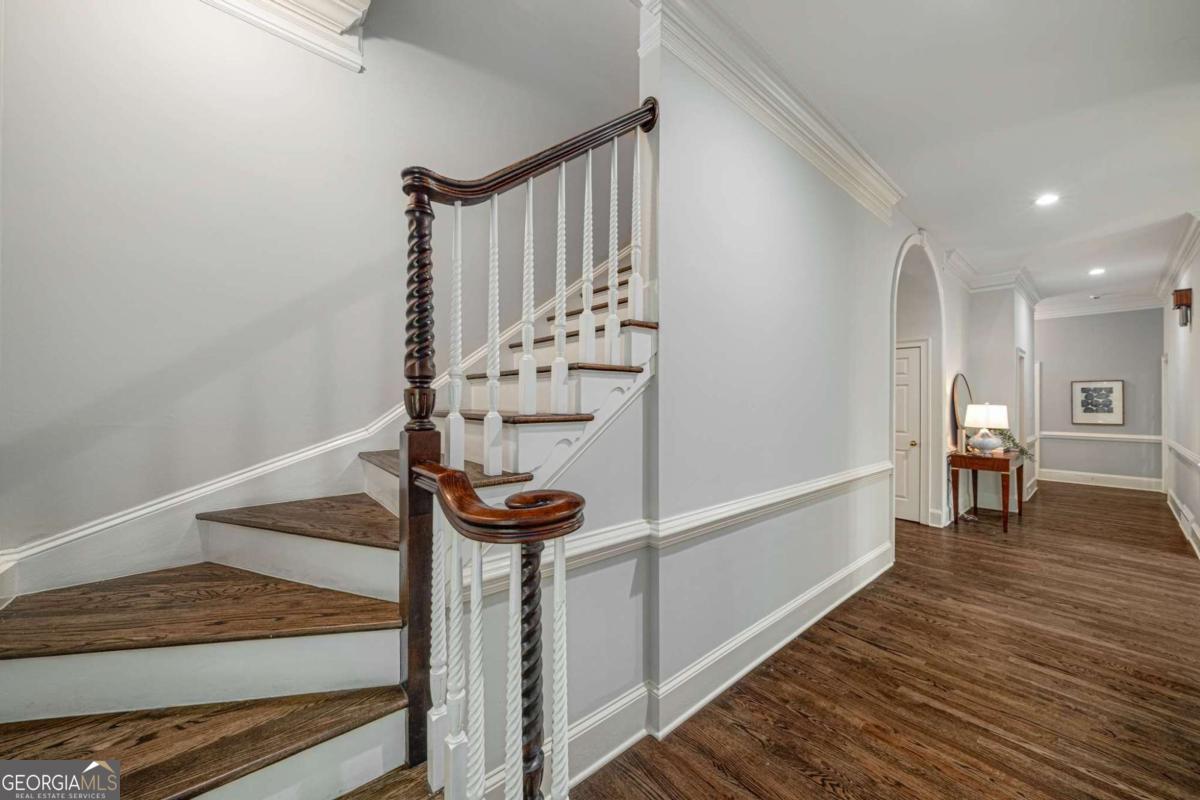 Atlanta Country Club - Residential