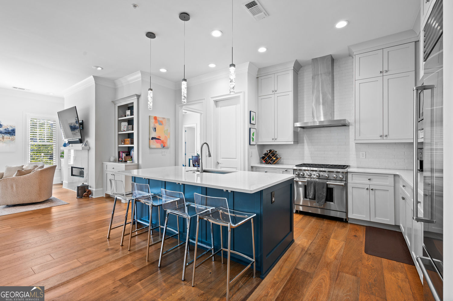 50 Canton ST 202