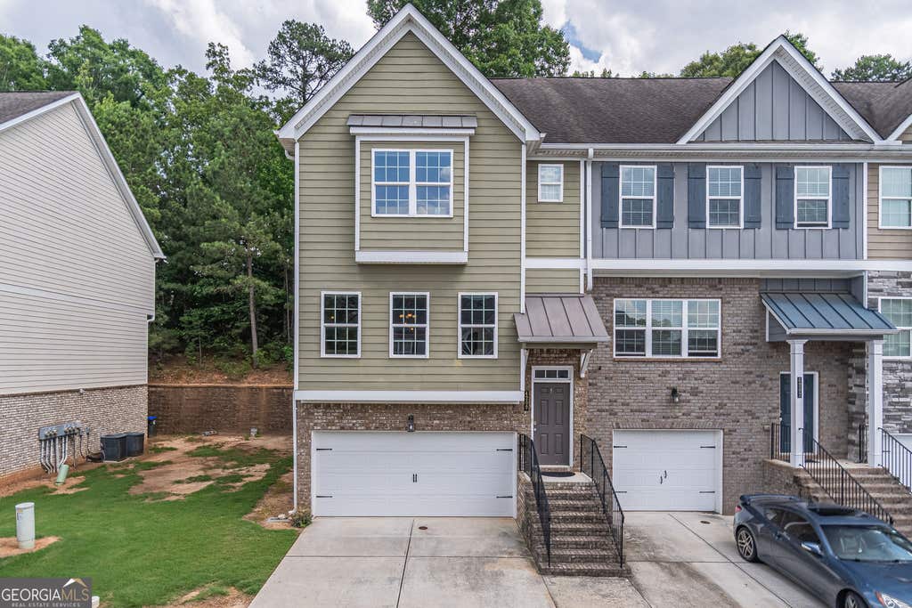 Photo of 4200 Chatham Ridge Drive, Buford, GA 30518 (MLS # 10785092)