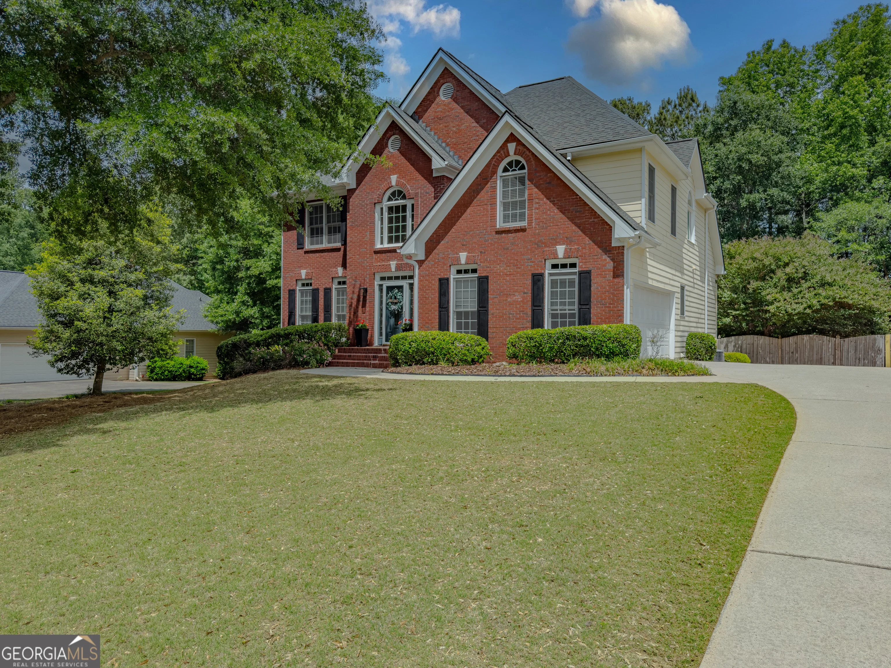 1116 Maple Creek Ridge