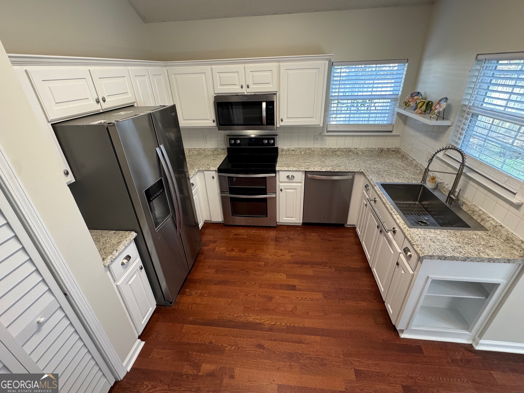 292 Silver Brook CIR