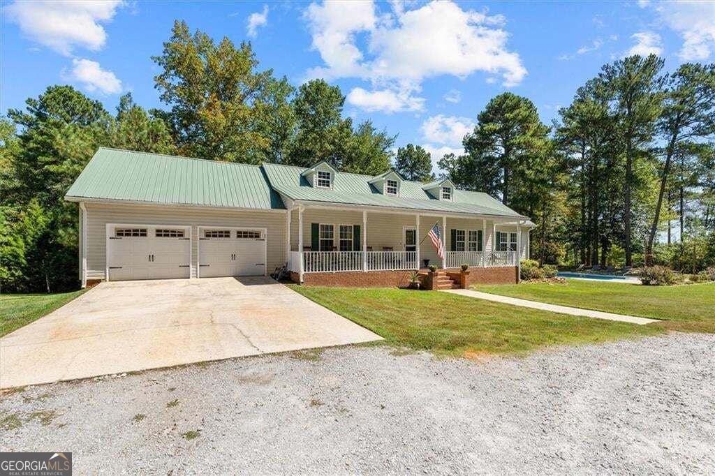 51 Moon RD