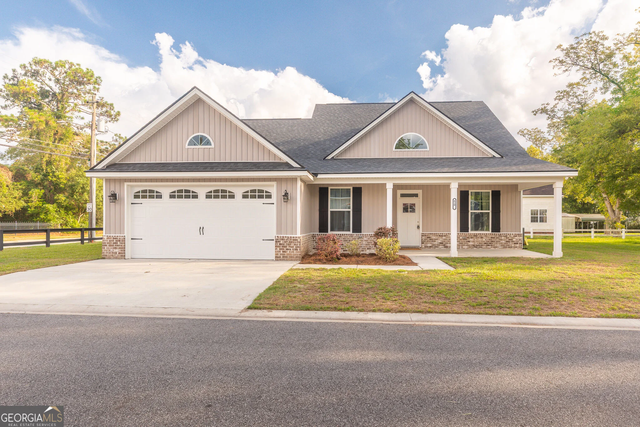 410 A N Caswell Street, Glennville, GA, 30427