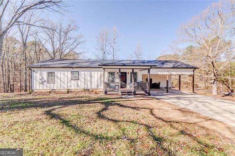 Photo of 535 Bennett Road, Rockmart, GA 30153 (MLS # 10664131)