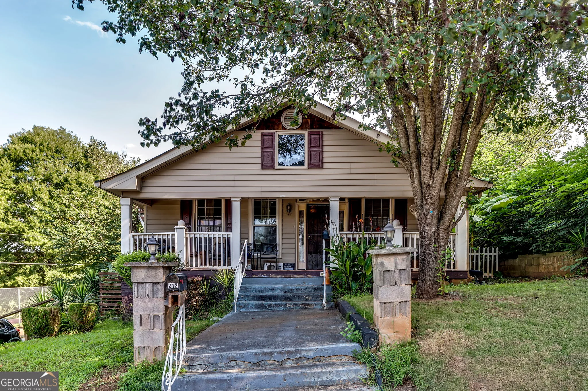 212 Little Street SE