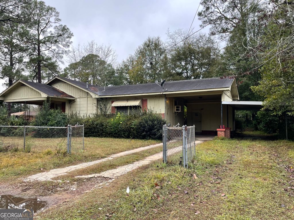 Photo of 113 Patton Avenue, Fitzgerald, GA 31750 (MLS # 10659429)