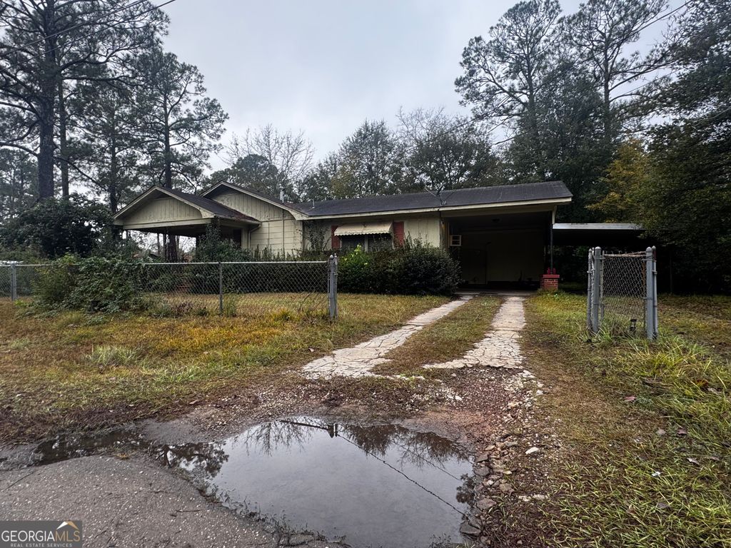 Photo of 113 Patton Avenue, Fitzgerald, GA 31750 (MLS # 10659429)