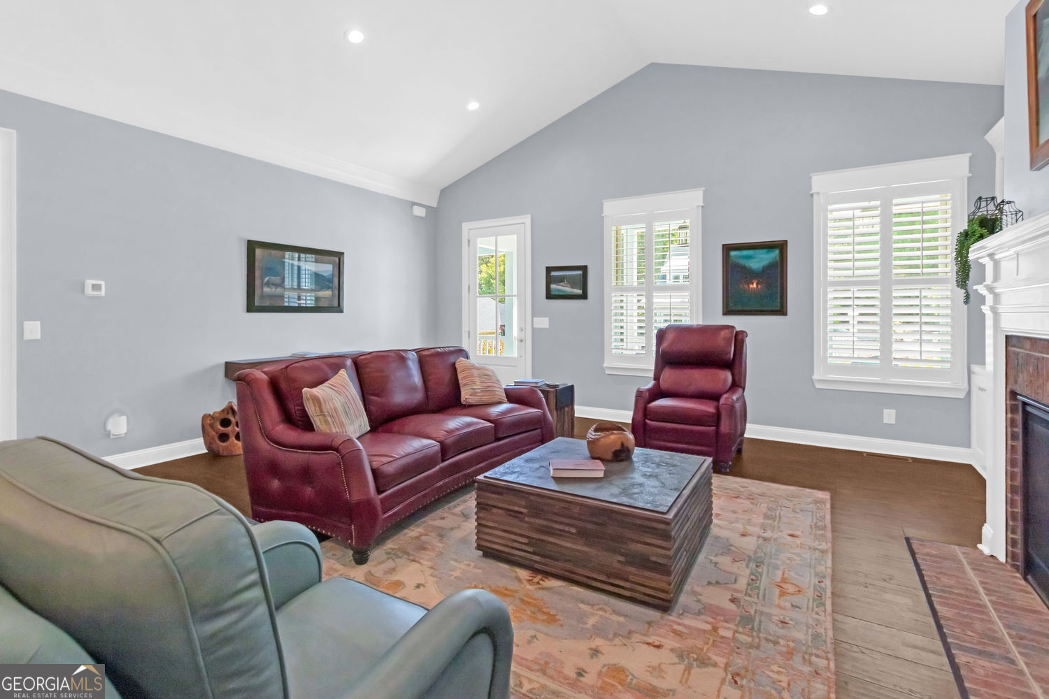 Clarkesville, Georgia 30523, United States, 2 Bedrooms Bedrooms, ,2 BathroomsBathrooms,Residential,Active,212950