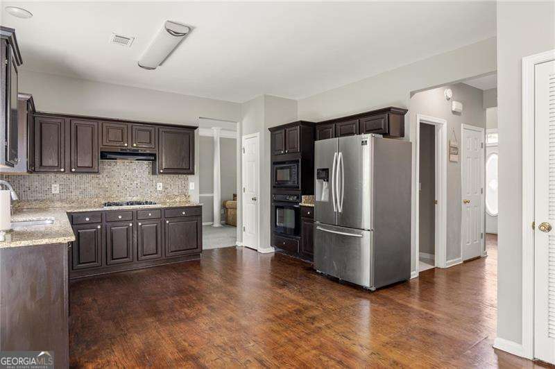2251 Fall Creek LNDG