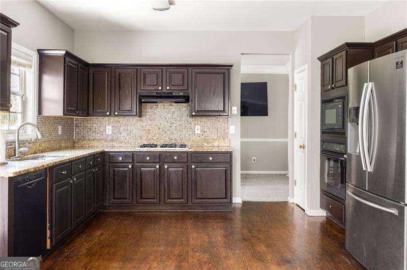 2251 Fall Creek LNDG