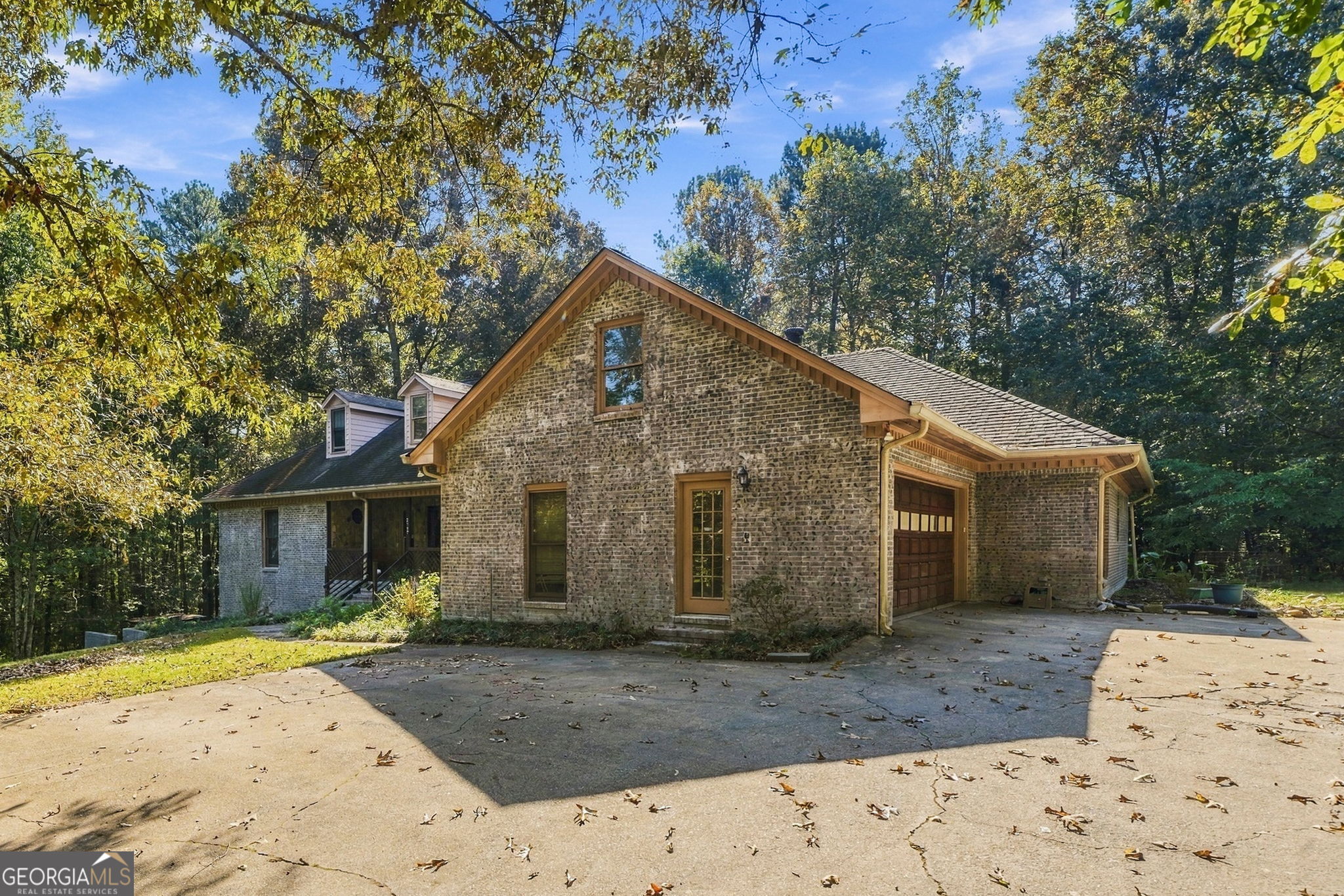 2737 John Petree RD