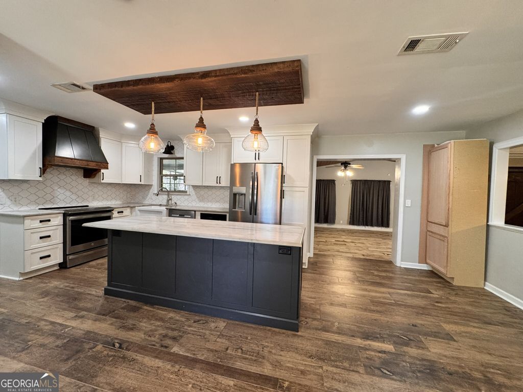 Photo of 116 Thomas Street, Leesburg, GA 31763 (MLS # 10661530)