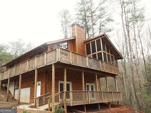 Cabin in Helen GA 81 Baum Weg.jpg