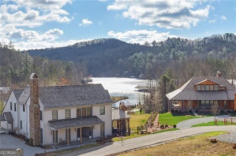 90 Cove View LN