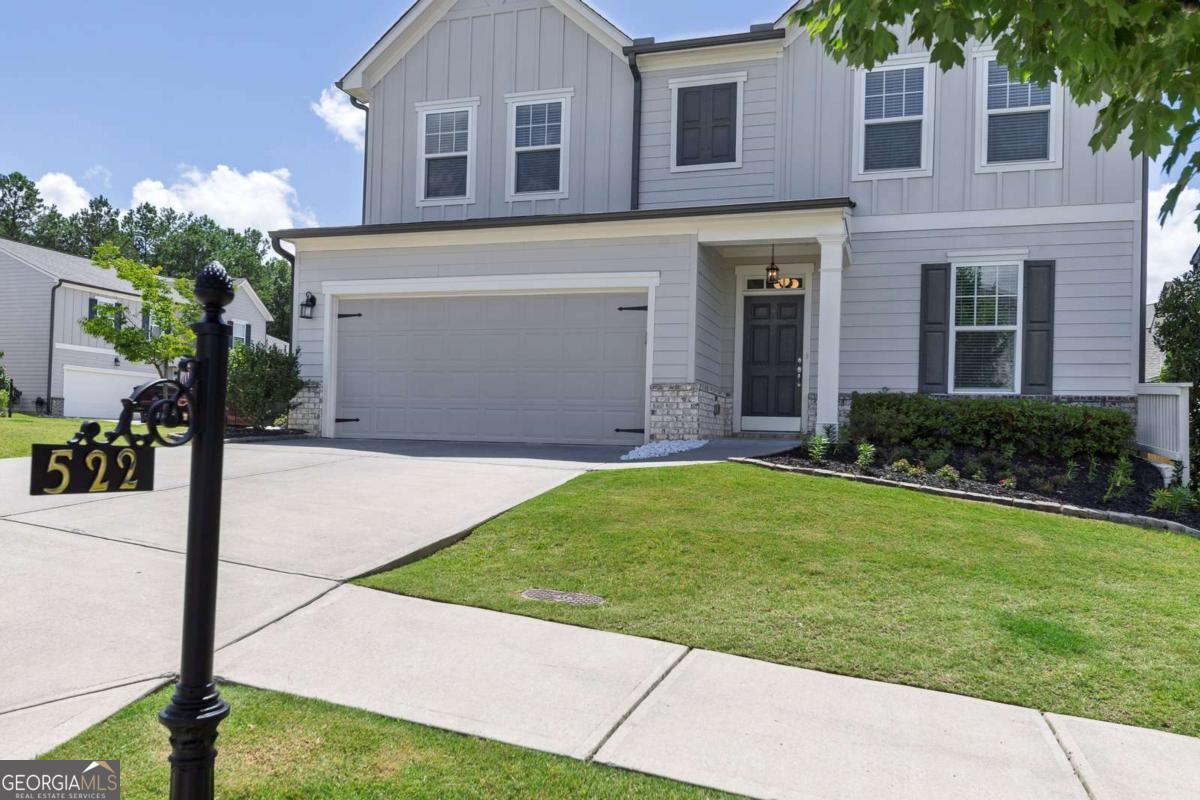 522 Evans LN