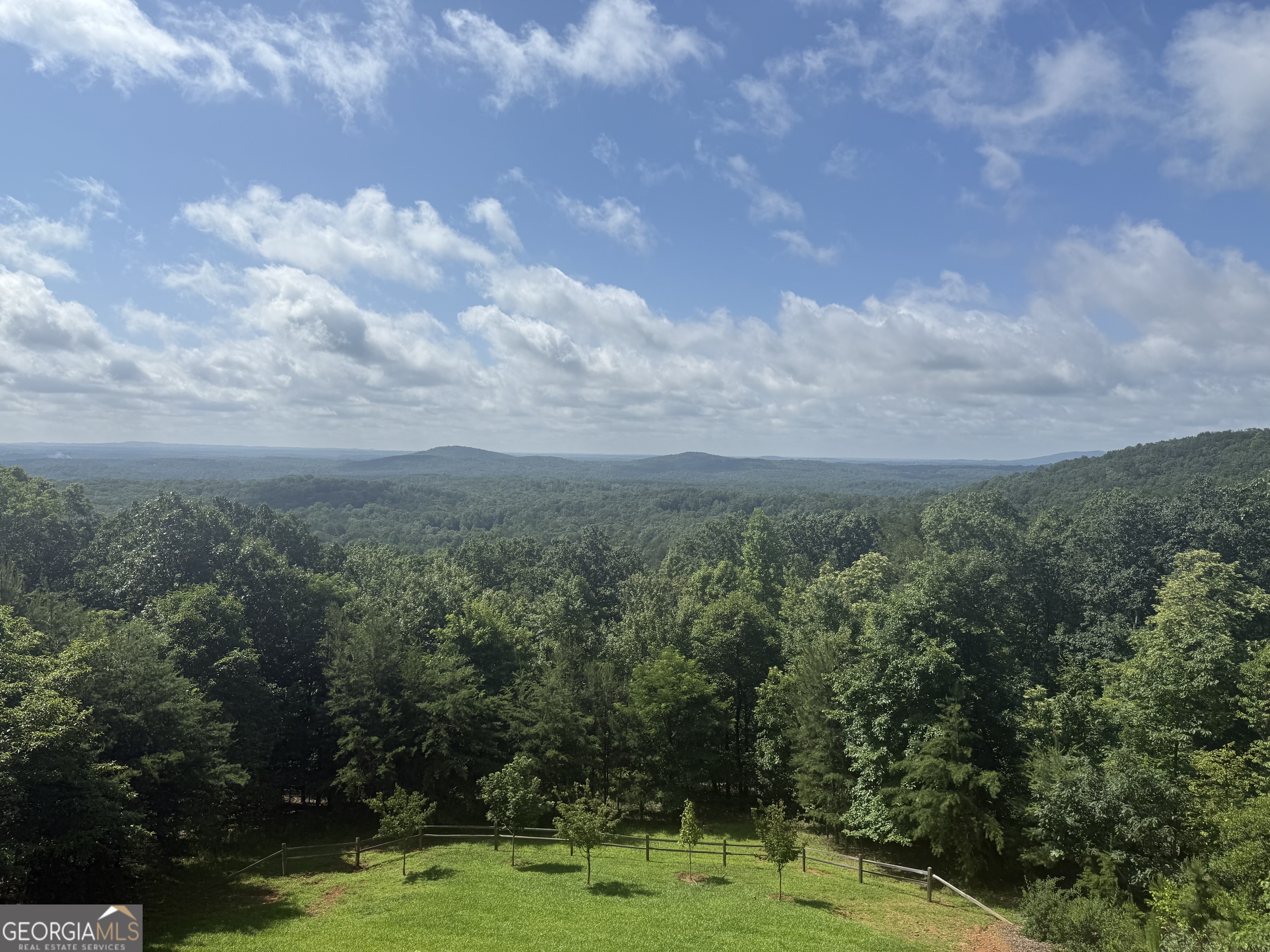 865 Laurel Ridge RD