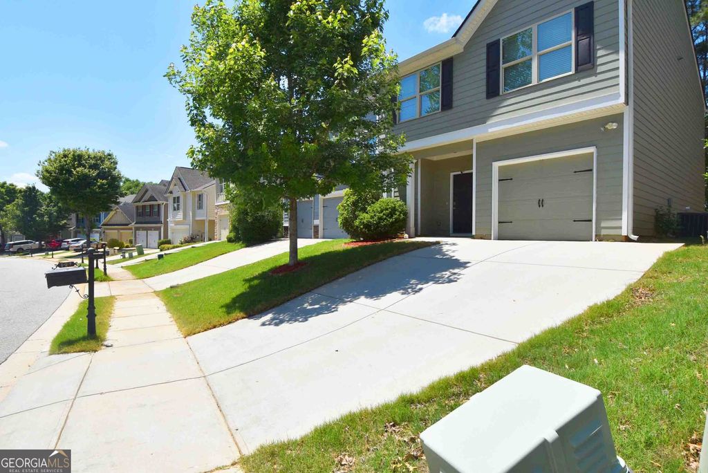 Photo of 127 Seabreeze Court, Newnan, GA 30265 (MLS # 10766235)