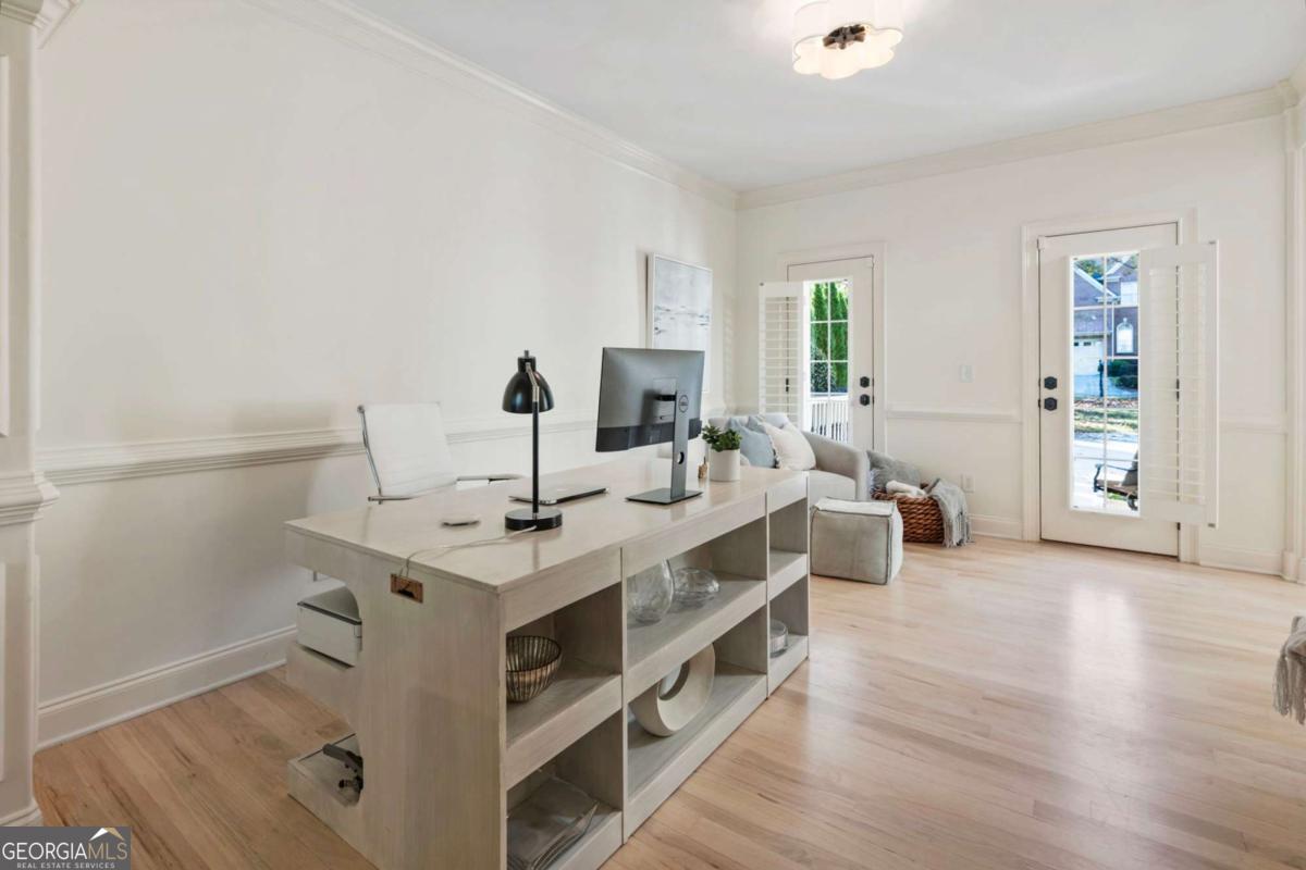 3962 Erin DR