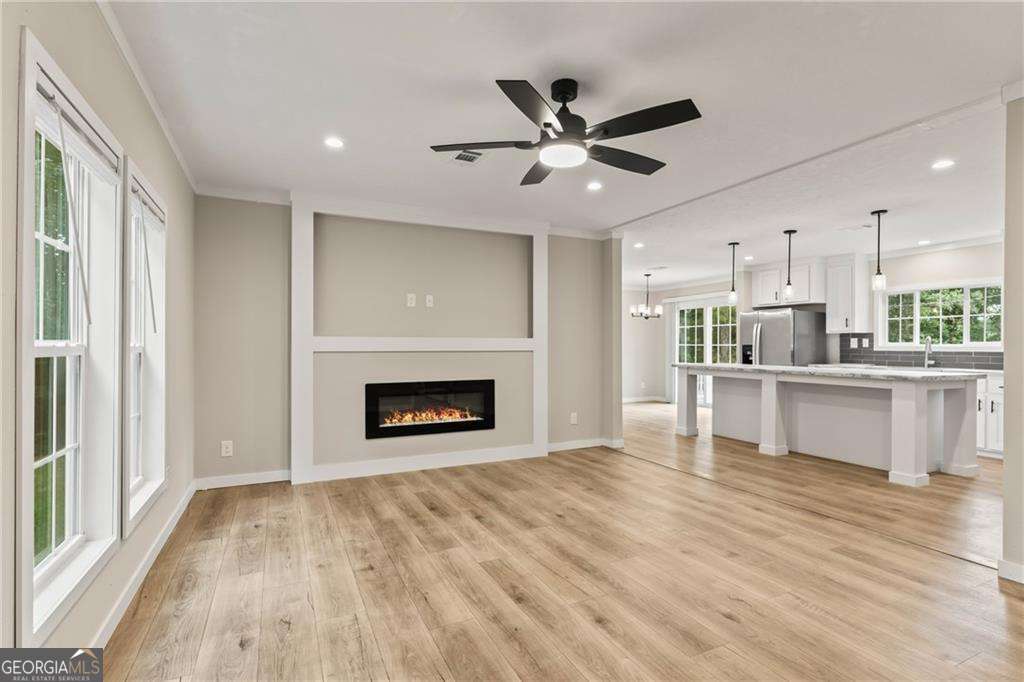 155 Banks Chapel RD NE