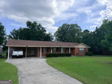 231 Auburn ST Baxley GA 31513