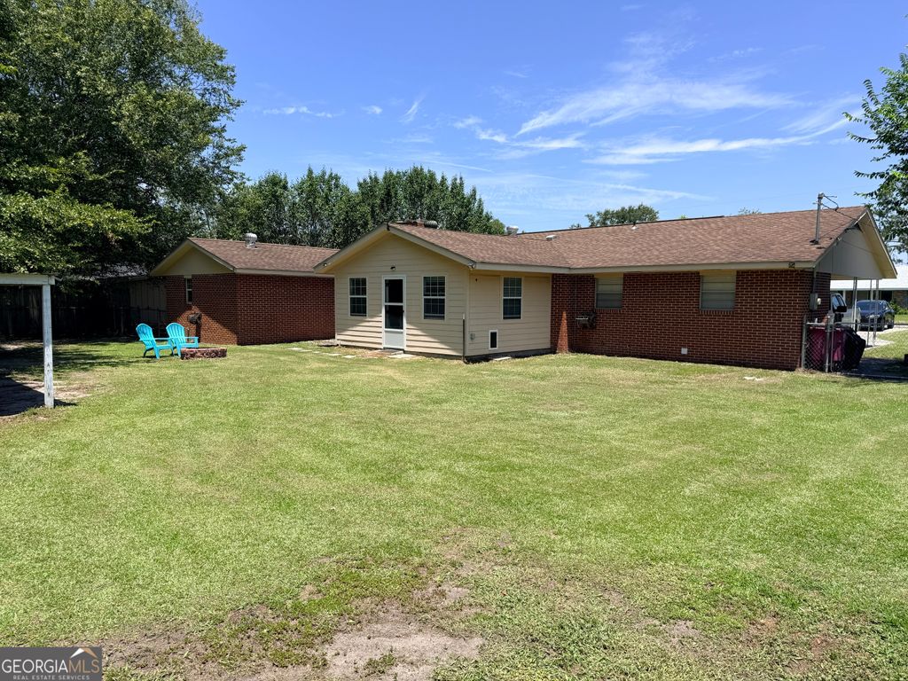 Photo of 231 Auburn Street, Baxley, GA 31513 (MLS # 10798367)