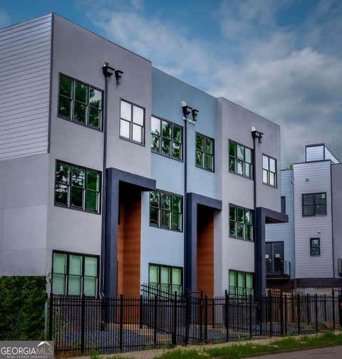 Photo of 340 Eugenia Street SW #203, Atlanta, GA 30312 (MLS # 10825168)