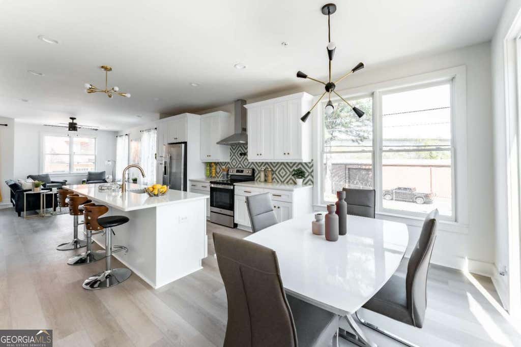 Photo of 340 Eugenia Street SW #203, Atlanta, GA 30312 (MLS # 10825168)