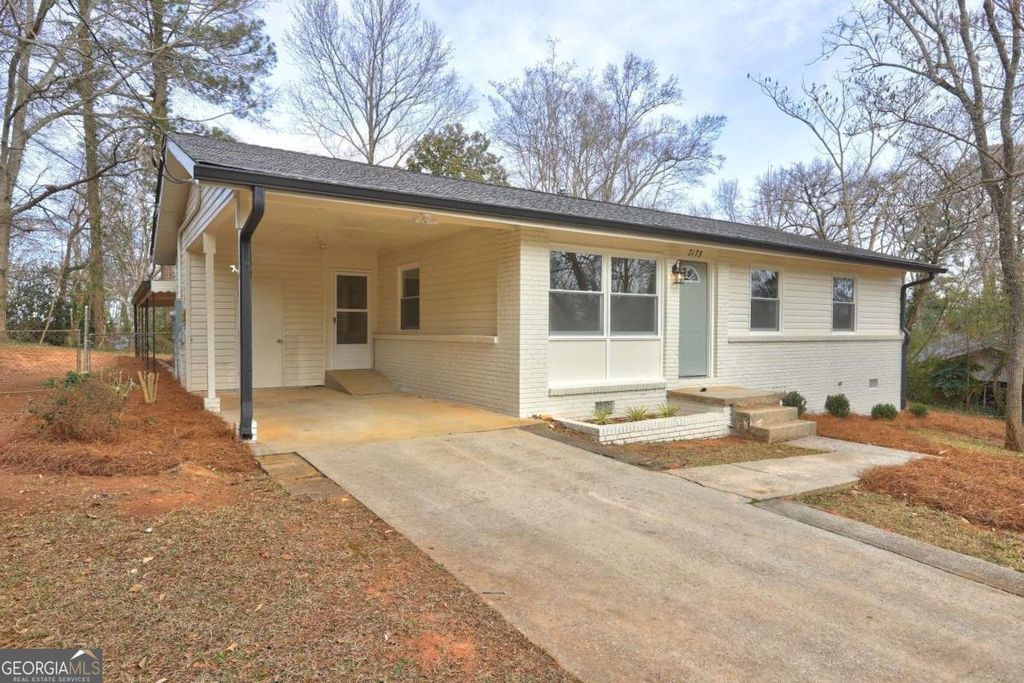 Photo of 7175 Chappell Circle, Doraville, GA 30360 (MLS # 10680254)